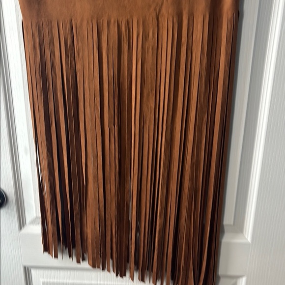 Vocal Brown Fringe Short Sleeve Tee - Picture 9 of 9